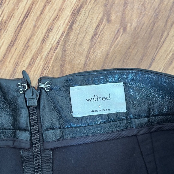 Aritzia black leather skirt - Picture 3 of 3